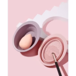 Accesoriu din silicon pentru curatarea accesoriilor makeup, pensule, buretei, 14.5 x 11,5 cm, 2 moduri de utilizare, pliabil, mov - imagine 7