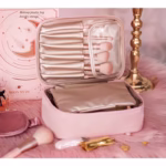 Geanta de Calatorie, Flippy, pentru Cosmetice si Articole de Toaleta, Material Impermeabil, 2 in 1, Portfard Interior Detasabil, 23 x 16 x 8 cm, Roz - imagine 4