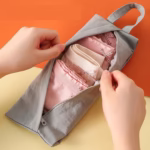 Geanta de Depozitare, Flippy, Pentru Haine Mici, Lenjerie, Sosete, Cosmetice, Impermeabila, cu Maner, 10x20x3 cm, Gri - imagine 3
