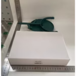 Oglina Cosmetica cu Picior, Flippy, HD, Rotire 360 Grade, 15 cm Diametru, Suport Bijuterii Baza Rotunda + 2 Brate, Model cu Urechi, 31 x 14.5 x 15 cm, din Plastic, Albastru/Galben - imagine 2