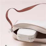 Portfard, Flippy, Geanta Cosmetice, cu Oglinda LED, 3 Moduri de Lumina, Incarcare USB, Baterie 1200 mAh, pentru Organizarea Cosmeticelor, 4 Compartimente, Imitatie Piele, Alb, 16.5x11.5x6 cm - imagine 5