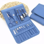 Set profesional 16 piese pentru manichiură, pedichiură și îngrijire facială, cu husă elegantă din piele ecologică, albastru - imagine 4