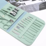 Set profesional 16 piese pentru manichiură, pedichiură și îngrijire facială, cu husă elegantă din piele ecologică, verde - imagine 4