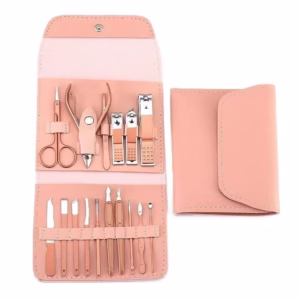 Set profesional 16 piese pentru manichiură, pedichiură și îngrijire facială, cu husă elegantă din piele ecologică, roz