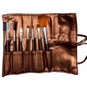 Set portabil 7 pensule de machiaj cu husa Maro, Flippy